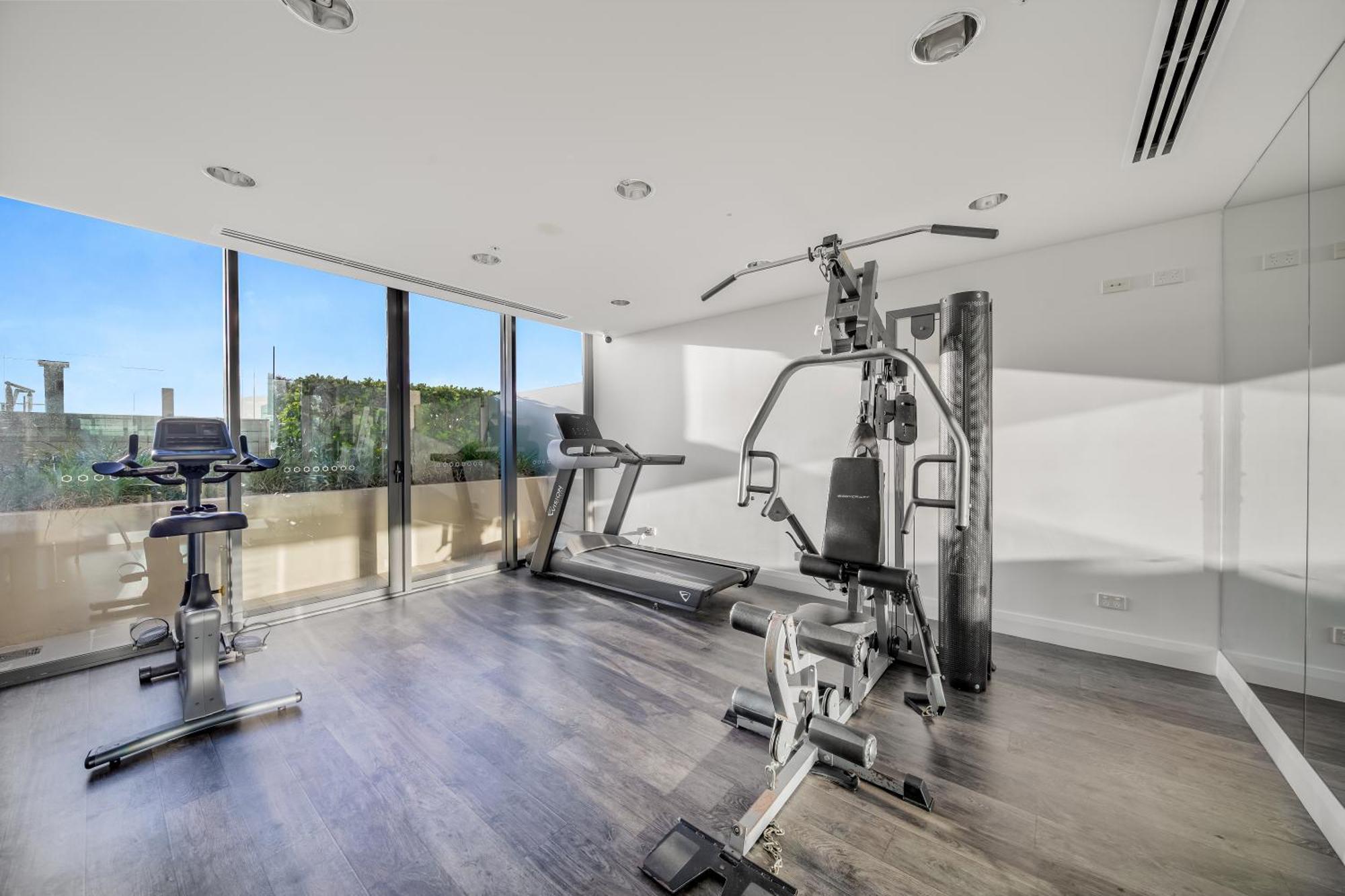 Oaks Redcliffe Mon Komo Suites Bagian luar foto