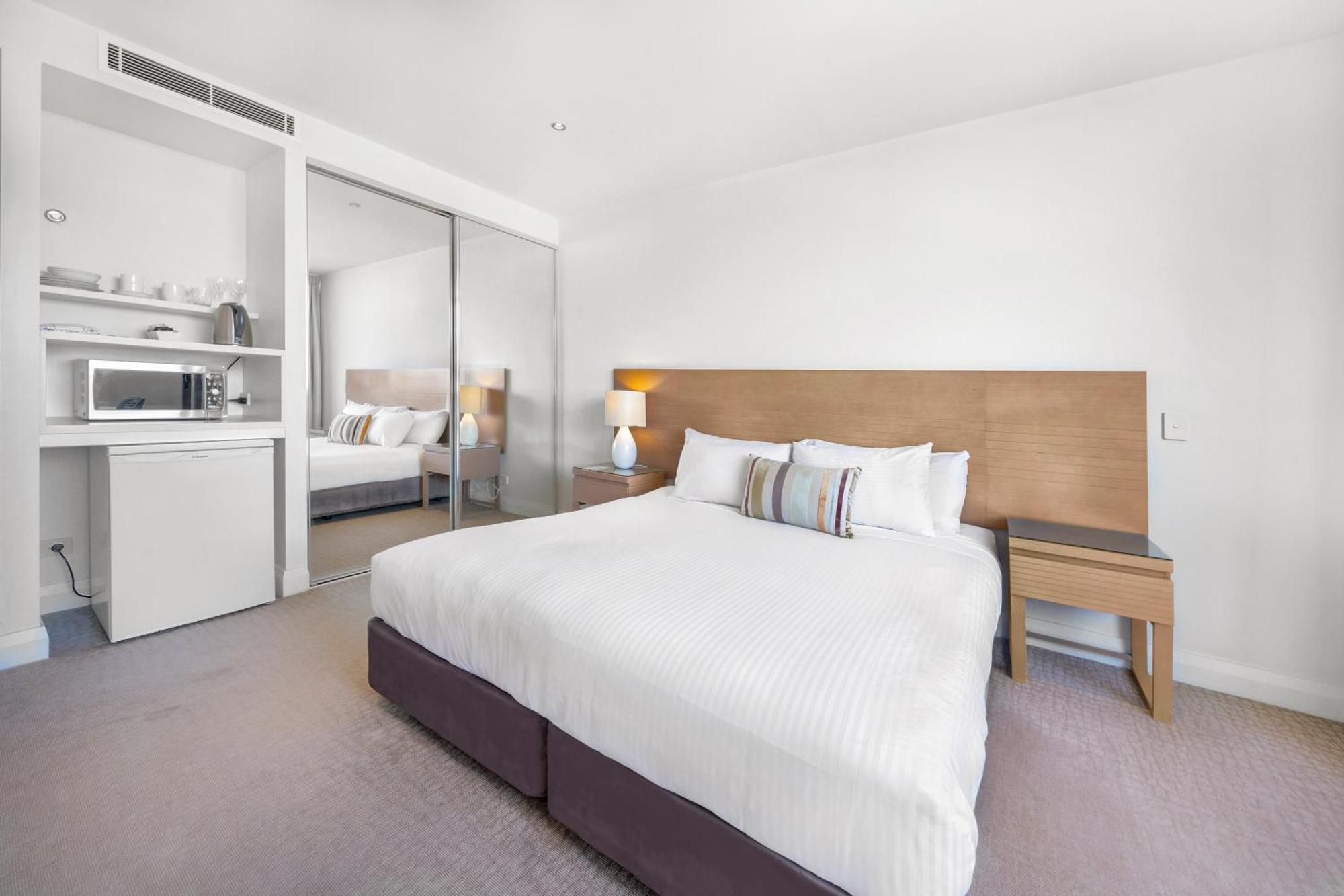 Oaks Redcliffe Mon Komo Suites Bagian luar foto